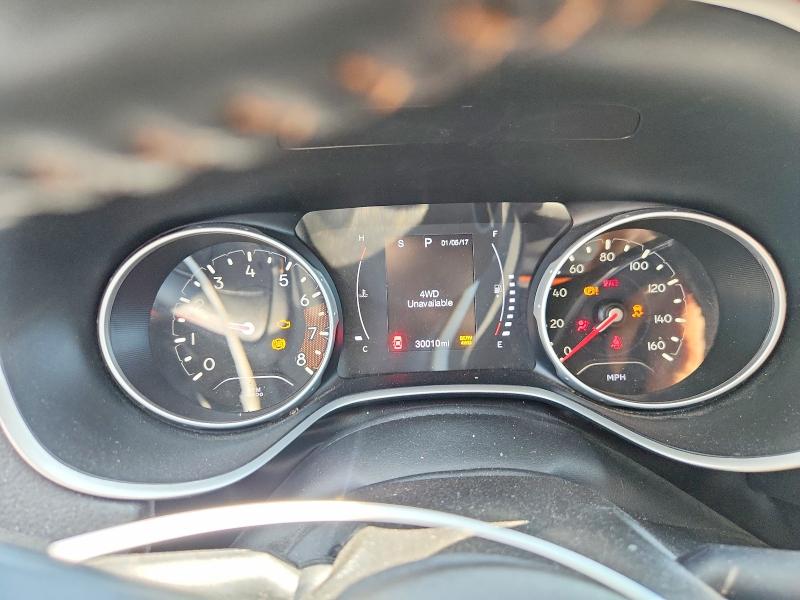 Photo 9 from auction – 2019 JEEP COMPASS with VIN 3C4NJDBB3KT729169