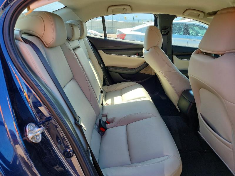 Photo 10 from auction – 2020 MAZDA 3 with VIN 3MZBPBDM4LM136935