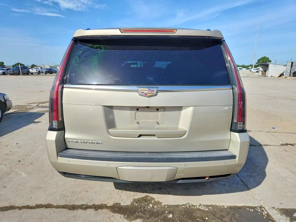 Photo 6 from auction – 2016 CADILLAC ESCALADE with VIN 1GYS3BKJ3GR205944