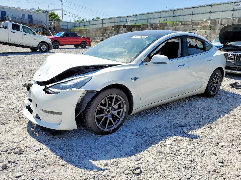 TESLA MODEL 3 2020 with VIN 5YJ3E1EA7LF747252 - Photo from auction
