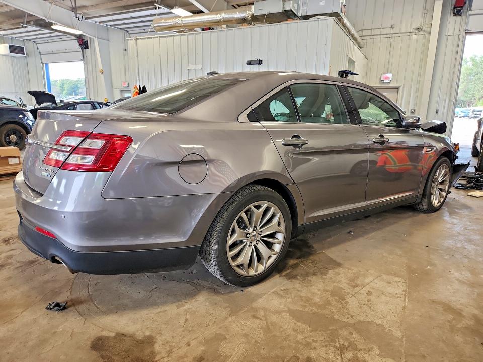 Photo 3 from auction – 2014 FORD TAURUS with VIN 1FAHP2J89EG125680