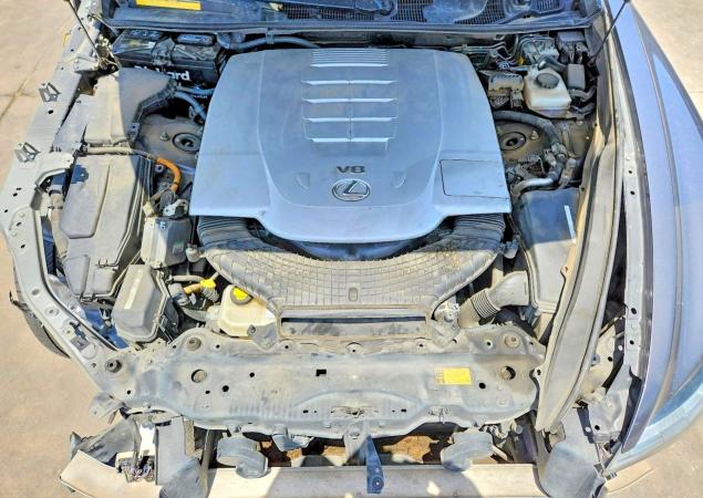 Photo 11 from auction – 2013 LEXUS LS with VIN JTHBL5EF8D5122042