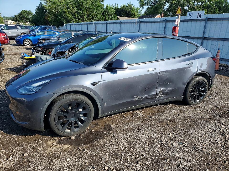 Фото 1 с аукциона – 2022 TESLA MODEL Y с VIN 7SAYGDEE5NF358684