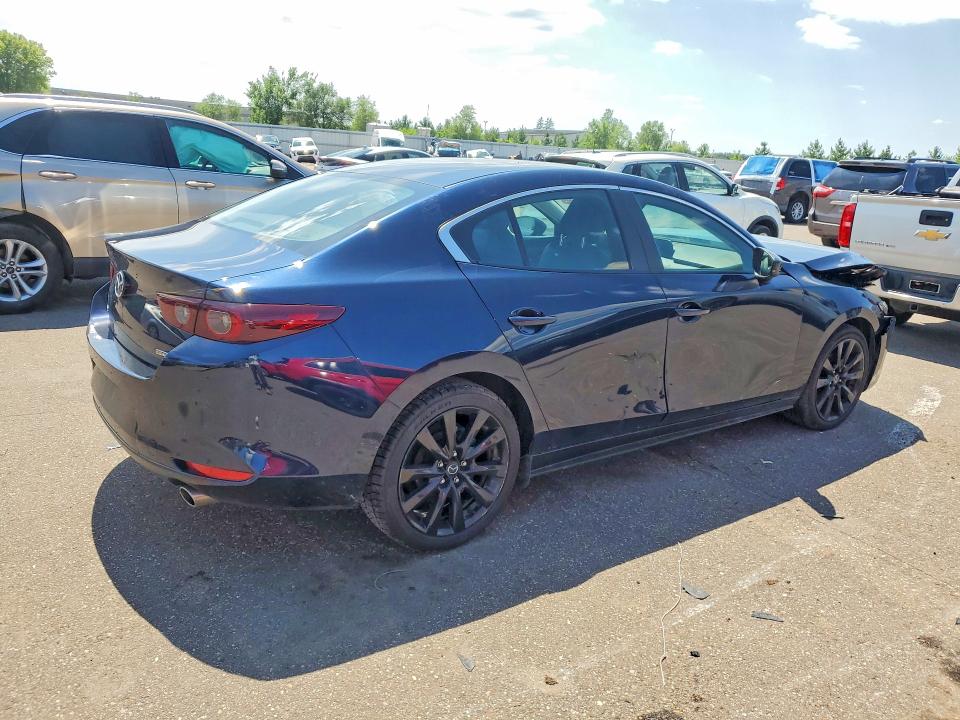 Photo 3 from auction – 2024 MAZDA 3 with VIN 3MZBPABM4RM405781