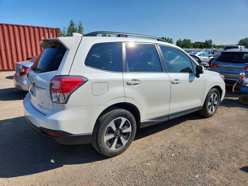 Photo 3 from auction – 2018 SUBARU FORESTER with VIN JF2SJEJC0JH495056