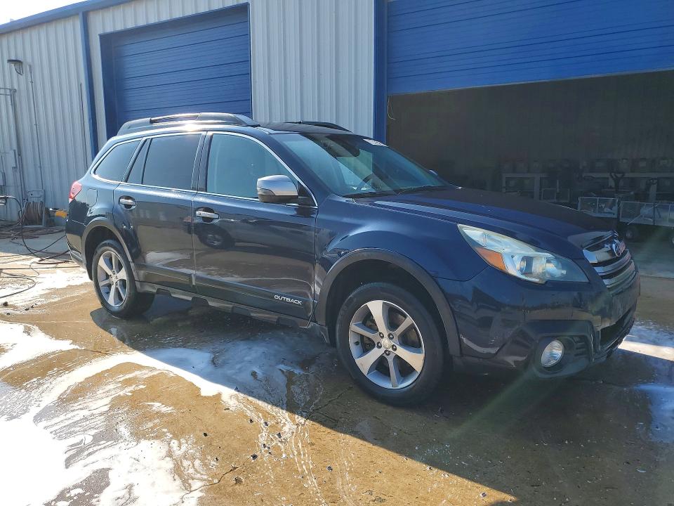 Photo 4 from auction – 2014 SUBARU OUTBACK with VIN 4S4BRDPC9E2281406