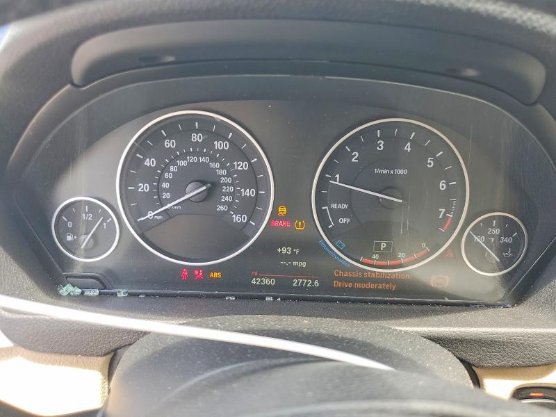 Photo 9 from auction – 2017 BMW 320 with VIN WBA8E5G31HNU43853