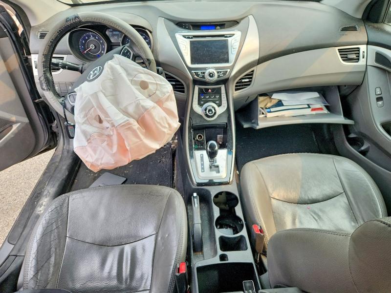 Photo 8 from auction – 2012 HYUNDAI ELANTRA with VIN 5NPDH4AE6CH146955