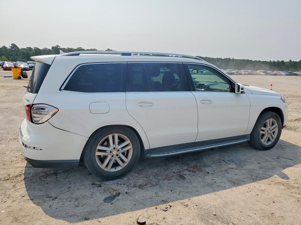 Photo 3 from auction – 2016 MERCEDES-BENZ GL with VIN 4JGDF6EE0GA697550
