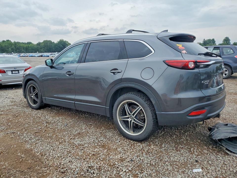 Photo 2 from auction – 2018 MAZDA CX-9 with VIN JM3TCBCY4J0223880