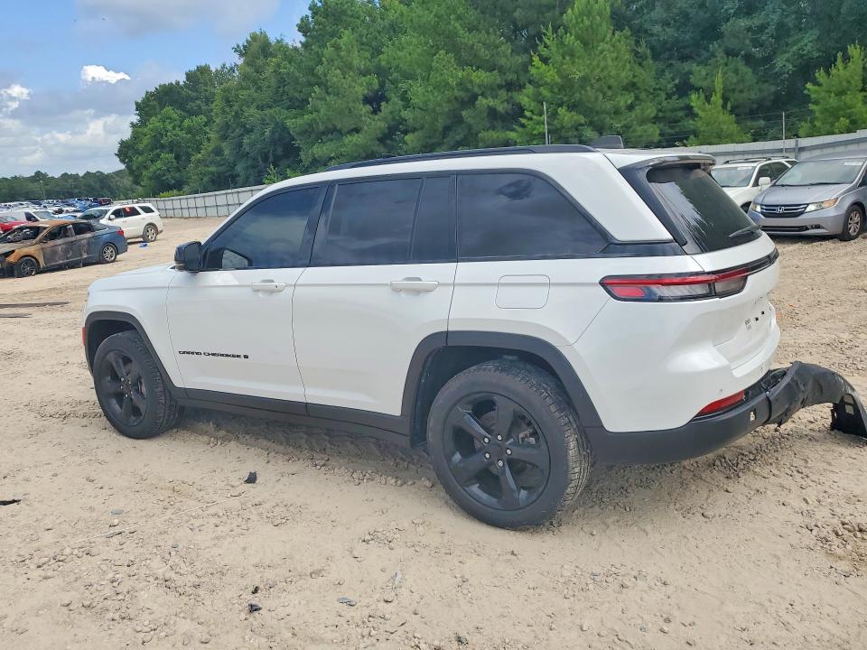 Photo 2 from auction – 2024 JEEP GRAND CHEROKEE with VIN 1C4RJGBGXRC718061