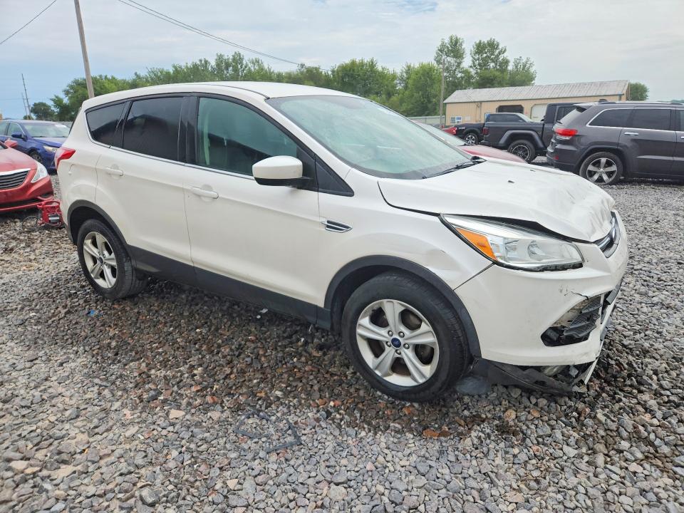 Photo 4 from auction – 2016 FORD ESCAPE with VIN 1FMCU0G72GUC86520