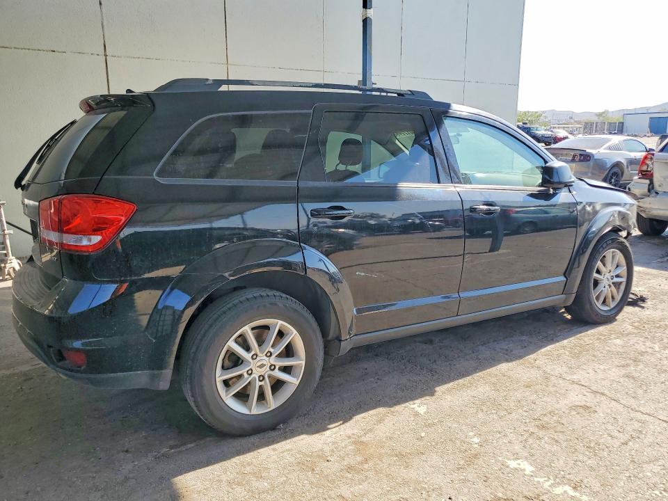 Photo 3 from auction – 2018 DODGE JOURNEY with VIN 3C4PDCBB4JT375591
