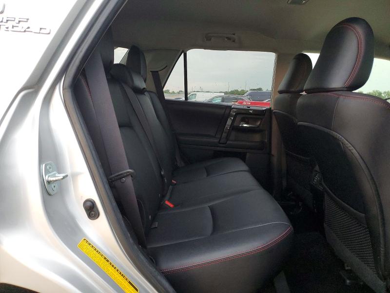 Photo 11 from auction – 2017 TOYOTA 4RUNNER with VIN JTEBU5JR9H5417148