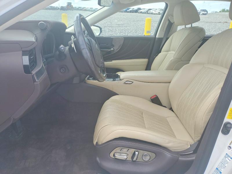 Photo 7 from auction – 2019 LEXUS LS 500 with VIN JTHC51FFXK5006859