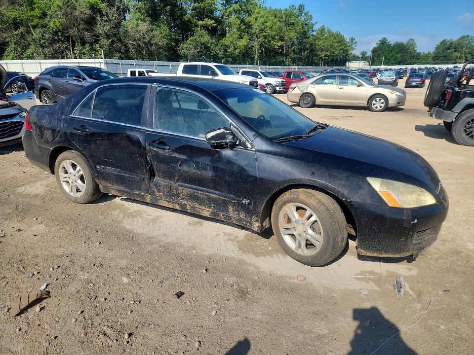 Photo 4 from auction – 2007 HONDA ACCORD with VIN 1HGCM56717A201009