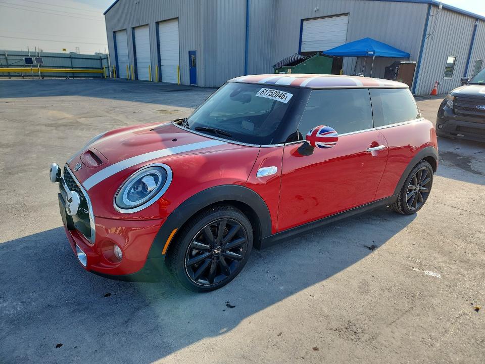 MINI COOPER 2019 with VIN WMWXP7C56K2A52153 - Photo from auction