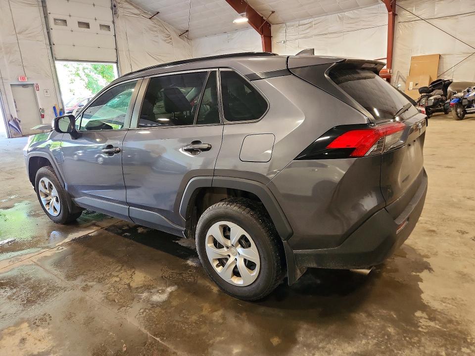 Photo 2 from auction – 2021 TOYOTA RAV4 with VIN 2T3F1RFV4MC249922
