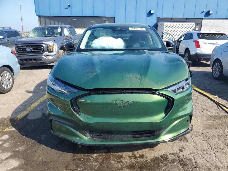 Снимка 5 от търг – 2024 FORD MUSTANG MACH-E с VIN 3FMTK3SU2RMA06543