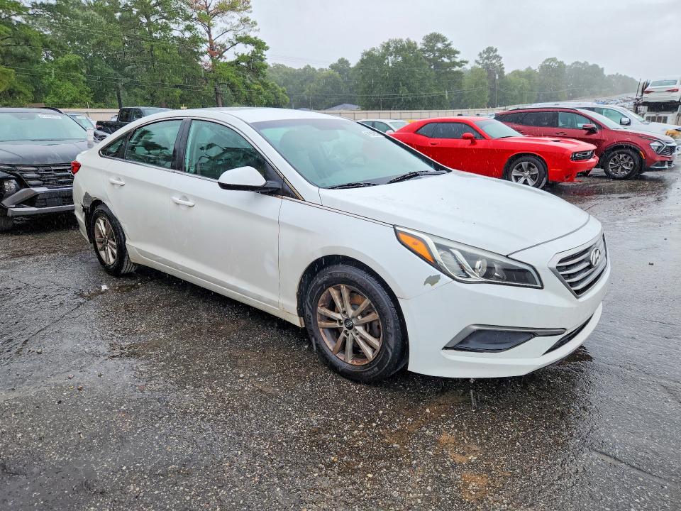 Photo 4 from auction – 2016 HYUNDAI SONATA with VIN 5NPE24AFXGH357600