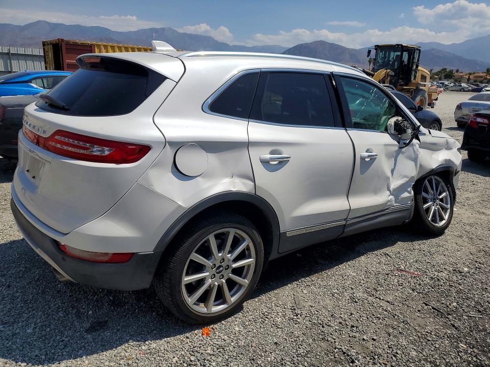 Photo 3 from auction – 2019 LINCOLN MKC with VIN 5LMCJ3C94KUL27768