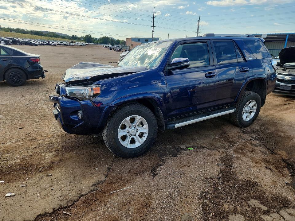 TOYOTA 4RUNNER 2019 with VIN JTEBU5JR2K5689614 - Photo from auction