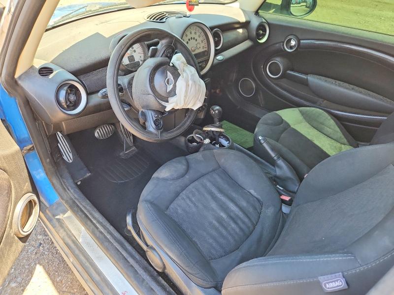 Photo 8 from auction – 2011 MINI COOPER with VIN WMWSV3C57BTY11280