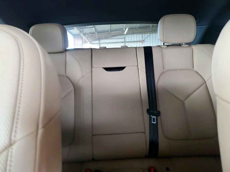 Photo 10 from auction – 2022 PORSCHE MACAN with VIN WP1AA2A58NLB11052