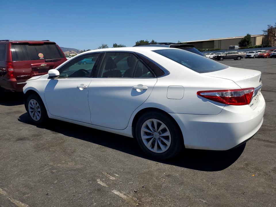 Photo 2 from auction – 2016 TOYOTA CAMRY with VIN 4T4BF1FK3GR536256