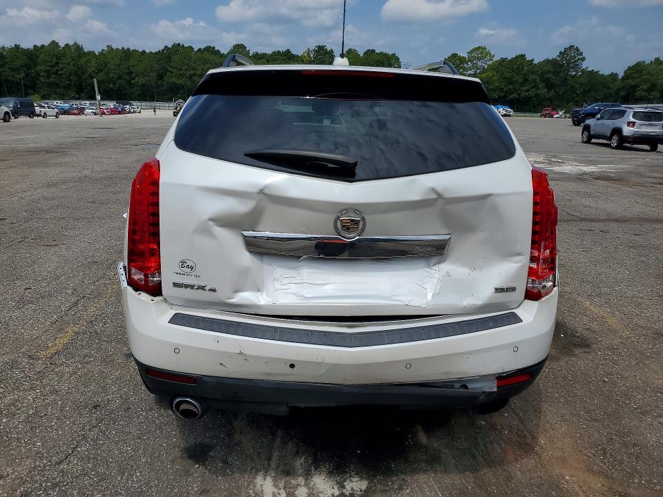 Photo 6 from auction – 2015 CADILLAC SRX with VIN 3GYFNEE34FS611172