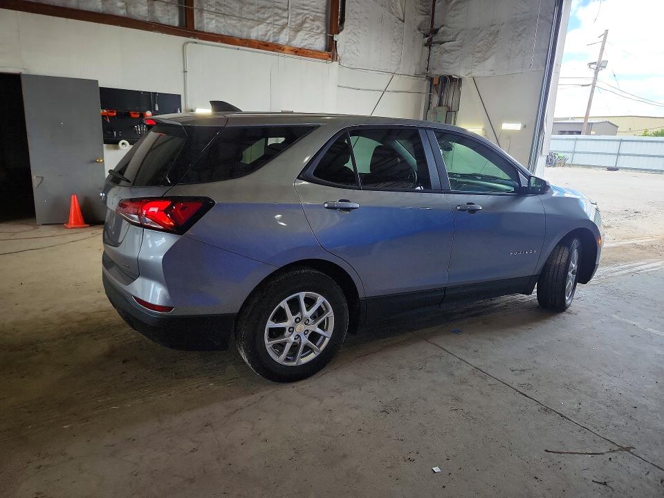 Photo 3 from auction – 2024 CHEVROLET EQUINOX with VIN 3GNAXSEG3RL315870