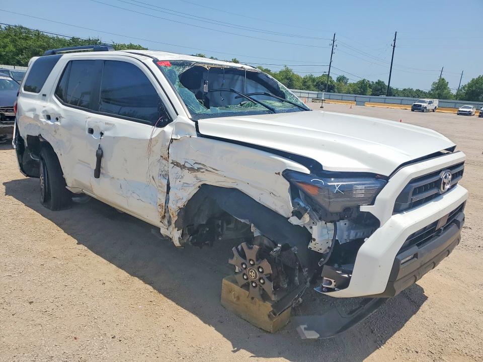 Zdjęcie 4 z aukcji – 2026 TOYOTA 4RUNNER z VIN JTEVA5BR4T5107860
