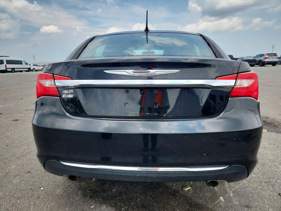 Photo 6 from auction – 2013 CHRYSLER 200 with VIN 1C3CCBCG7DN738206