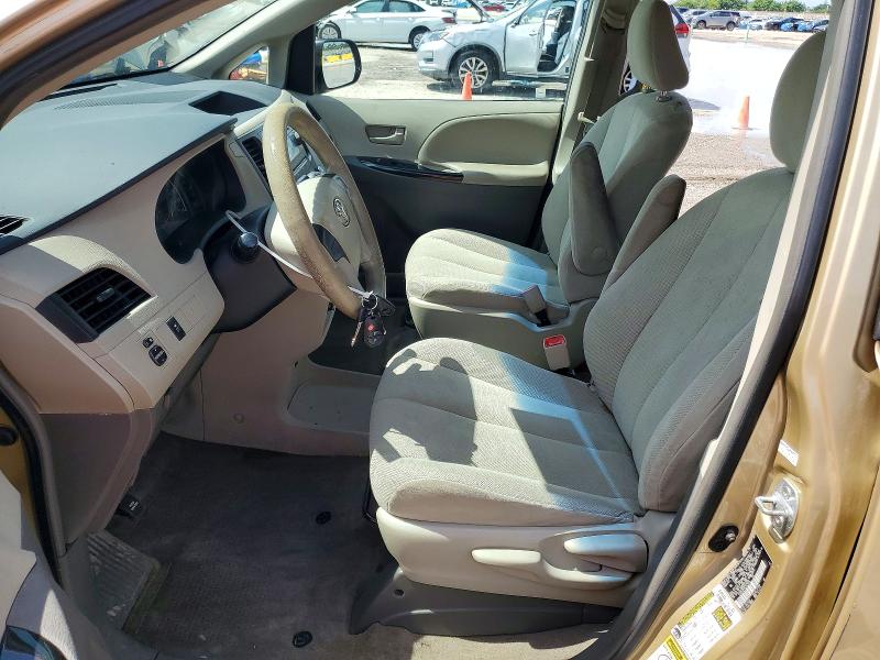 Photo 7 from auction – 2014 TOYOTA SIENNA with VIN 5TDZK3DCXES470225