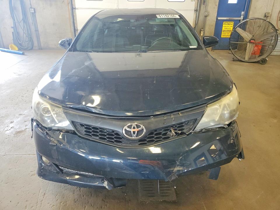 Photo 5 from auction – 2014 TOYOTA CAMRY with VIN 4T1BF1FK8EU472092