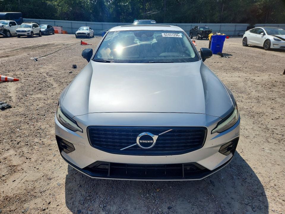 Photo 5 from auction – 2022 VOLVO S60 with VIN 7JRL12FZ5NG177882