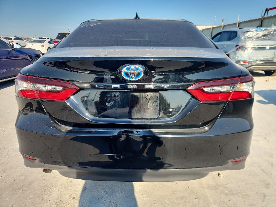 Photo 6 from auction – 2022 TOYOTA CAMRY with VIN 4T1C31AK9NU589426