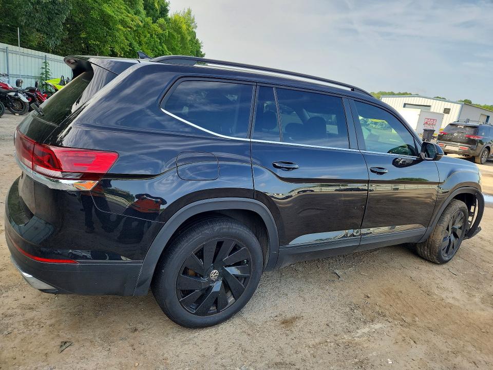 Photo 3 from auction – 2025 VOLKSWAGEN ATLAS with VIN 1V2WR2CA2SC554172