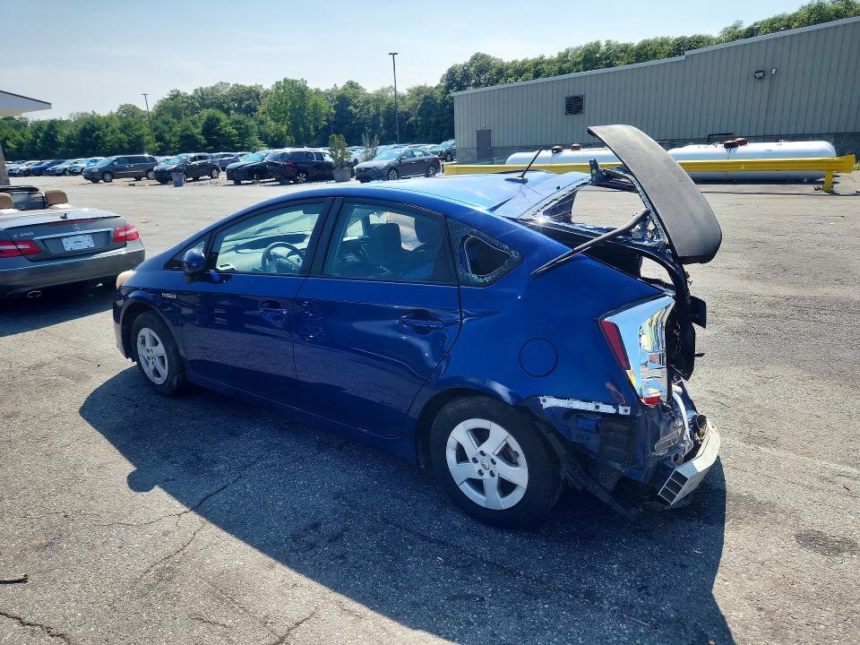 Снимка 2 от търг – 2011 TOYOTA PRIUS с VIN JTDKN3DU5B0314853