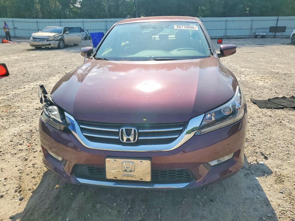 Photo 5 from auction – 2015 HONDA ACCORD with VIN 1HGCR2F39FA003659