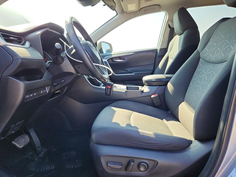 Photo 7 from auction – 2021 TOYOTA RAV4 with VIN 2T3P1RFV7MC158986