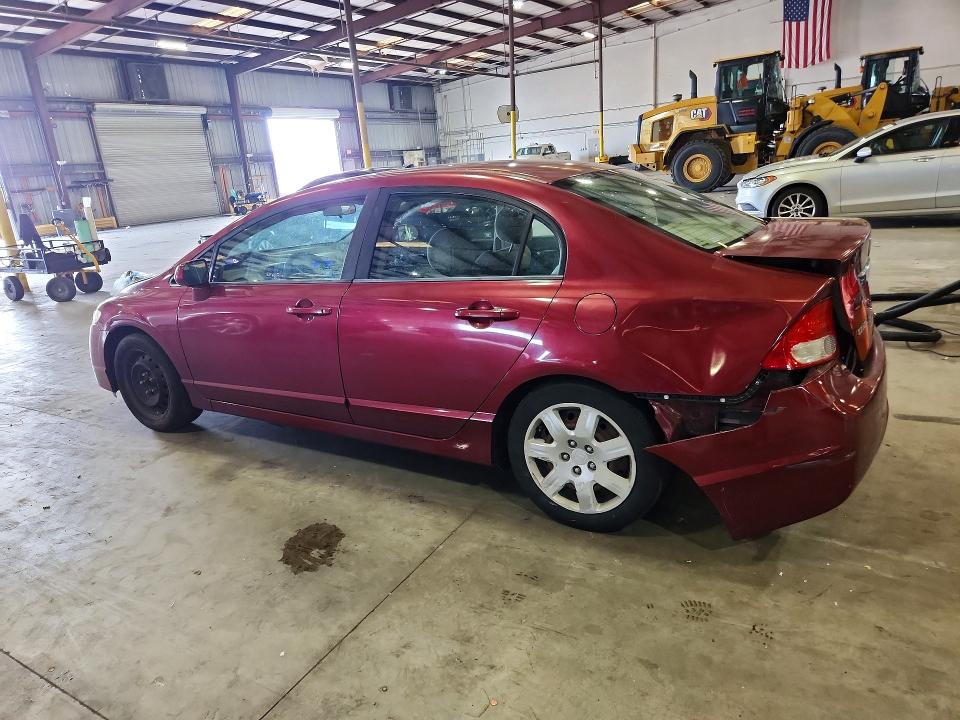 Photo 2 from auction – 2010 HONDA CIVIC with VIN 19XFA1F56AE025137