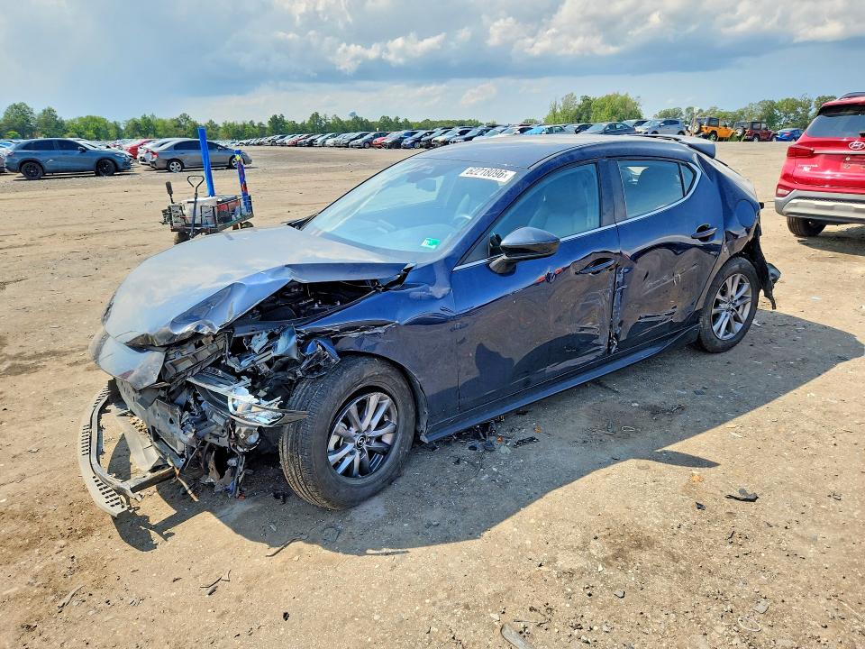 MAZDA 3 2021 with VIN JM1BPAJL9M1318816 - Photo from auction