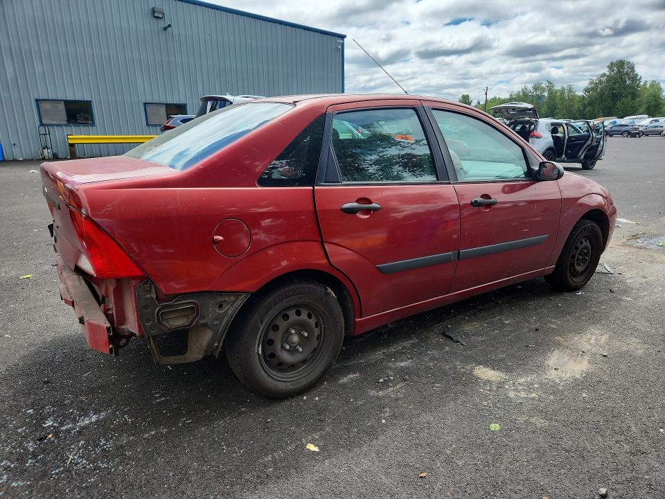 Photo 3 from auction – 2003 FORD FOCUS with VIN 1FAFP33Z83W302984