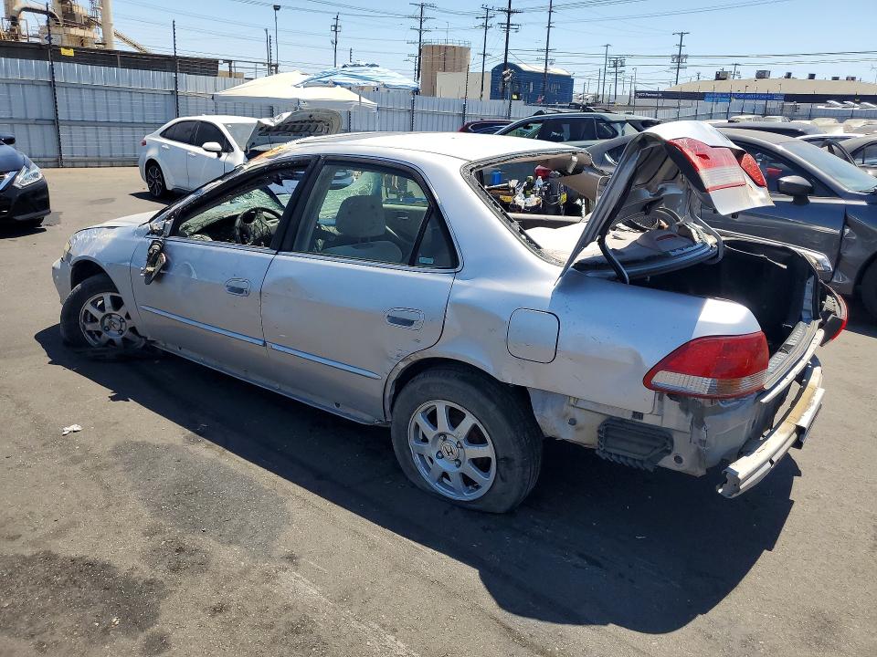 Photo 2 from auction – 2002 HONDA ACCORD with VIN JHMCG66862C020746