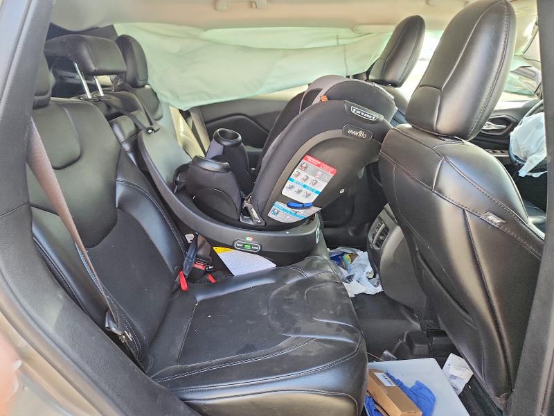 Photo 11 from auction – 2019 JEEP CHEROKEE with VIN 1C4PJMLX1KD306437