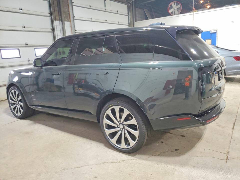 Photo 2 from auction – 2023 LAND ROVER RANGE ROVER with VIN SALKP9E76PA010401
