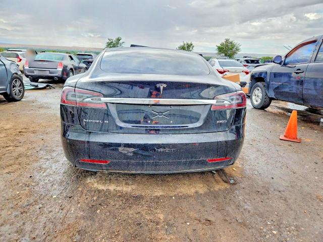 Photo 6 from auction – 2018 TESLA MODEL S with VIN 5YJSA1E20JF298719