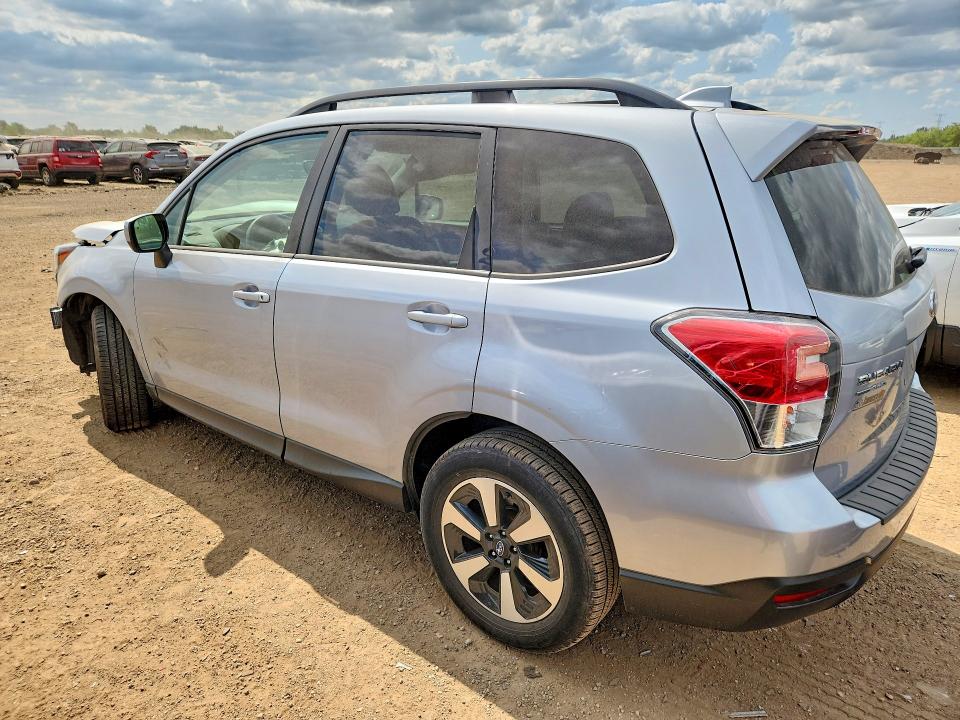Photo 2 from auction – 2017 SUBARU FORESTER with VIN JF2SJAGC7HH584598