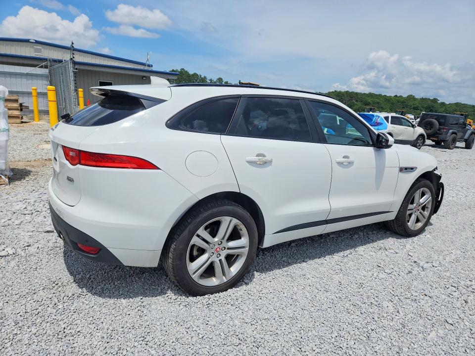 Photo 3 from auction – 2019 JAGUAR F-PACE with VIN SADCL2GX4KA396860